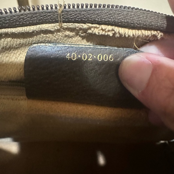 Authentic GUCCI Monogram GG Web Sherry Line
Supreme Boston Bag - Picture 13 of 15